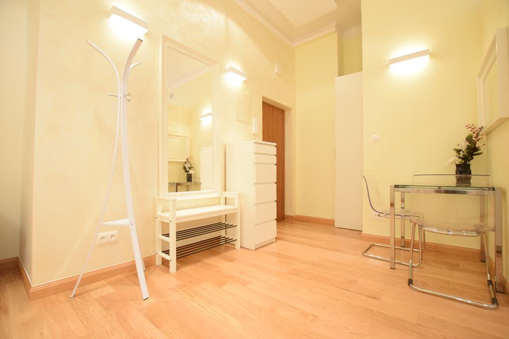 Elegant Apartment Foksal Warsaw Luaran gambar